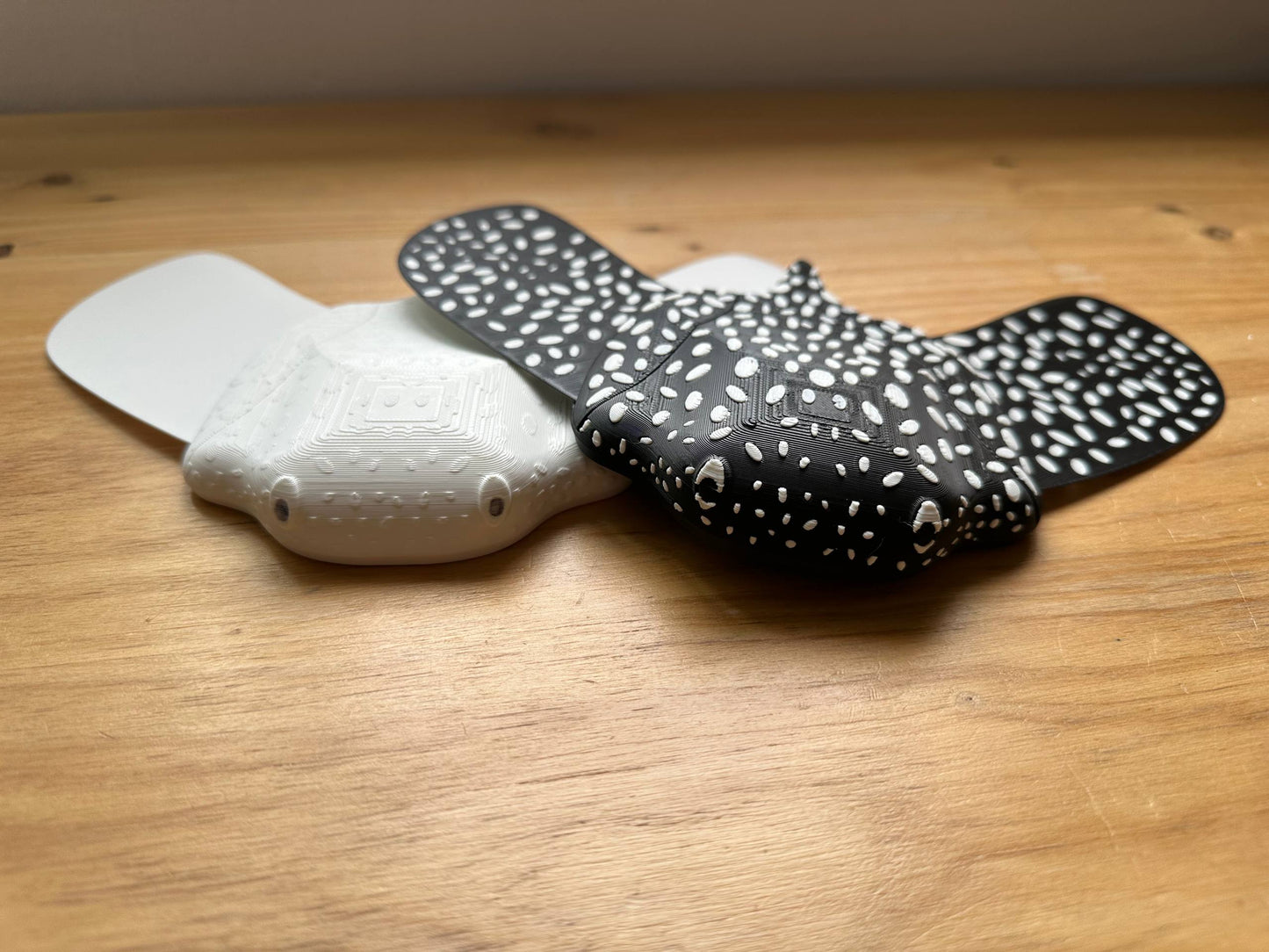 Self-Swimming Stingray Pool Glider – 3D Printed Water Toy